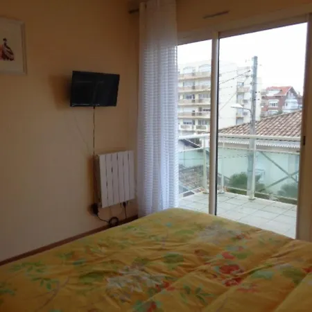 Duplex T4 A Arcachon: Terrasse, Wifi, Parking, A 150m De La - Fr-1-374-22